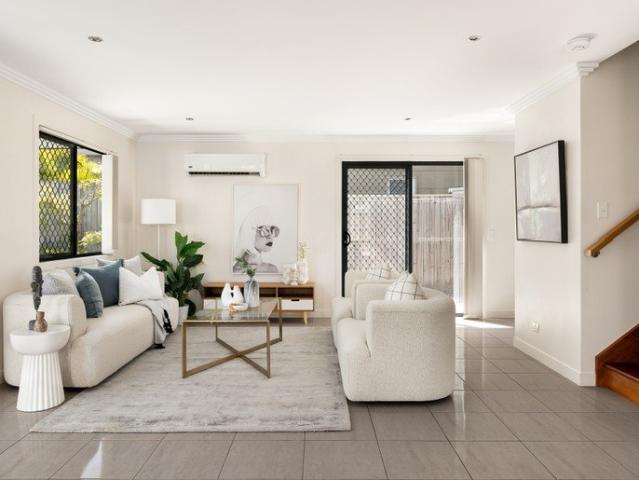 Townhouse for rent in Toombul, Queensland