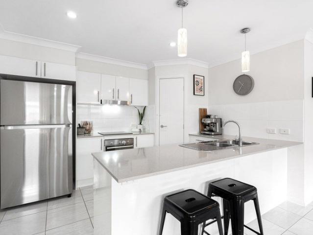 House for rent in Birkdale, Greater Brisbane