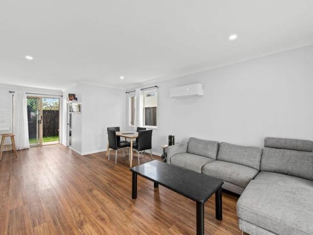 Townhouse for rent in Toombul, Queensland