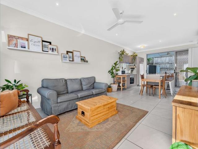 Townhouse for rent in Toombul, Queensland