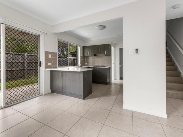 Townhouse for rent in Toombul, Queensland