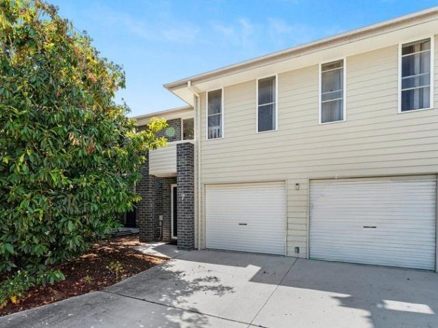 Townhouse for rent in Toombul, Queensland