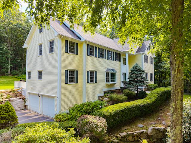 Property for sale in Woodbridge, Connecticut