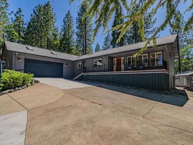 Property for sale in Pine Grove, California