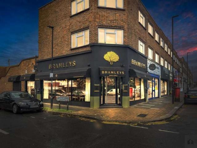 Property for rent in Cockfosters, Greater London