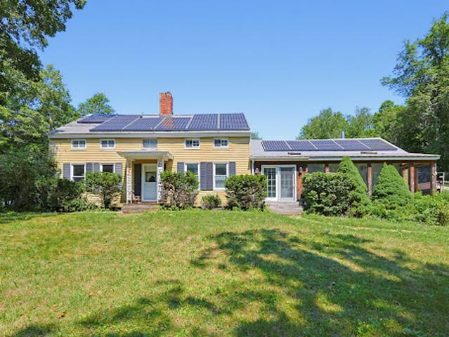 House for sale in Gardner, Worcester County