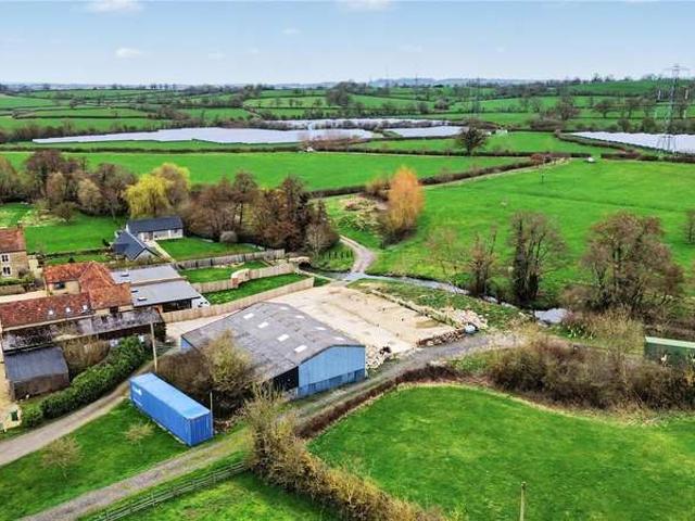 Property for sale in Selwood, West Woodlands