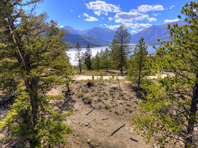 Property for sale in Twin Lakes, Western Hills