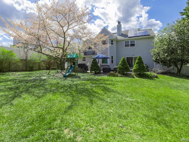 Property for rent in Smithtown, New York