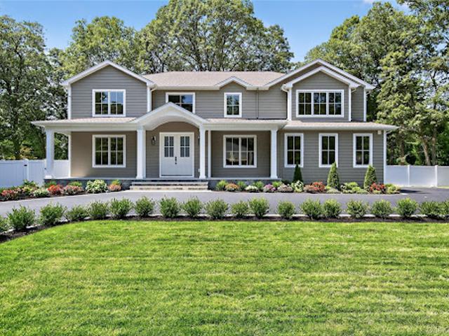 Property for sale in Huntington, New York
