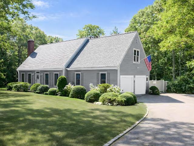 Property for sale in Marstons Mills, Barnstable