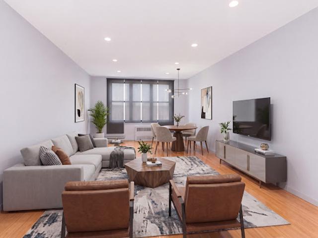 Property for sale in The Bronx, Arverne