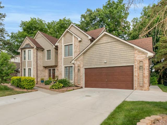 Property for sale in Commerce Township, Michigan