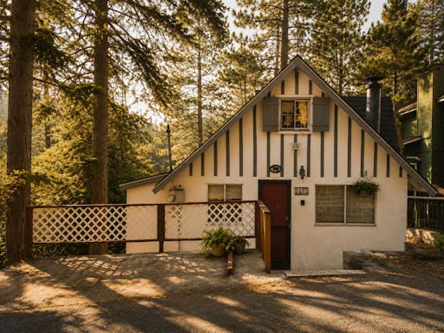 Property for sale in Green Valley Lake, California
