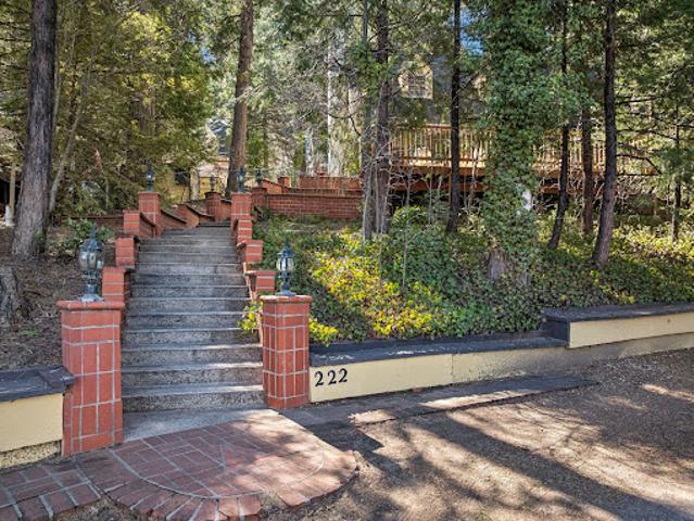 Property for sale in Cedar Glen, California