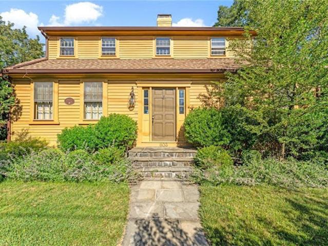 Property for sale in Pawtucket, Rhode Island