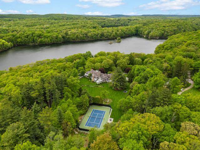 Property for sale in Pound Ridge, New York