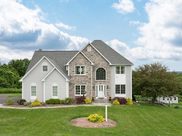 Property for sale in Woodbury, Connecticut