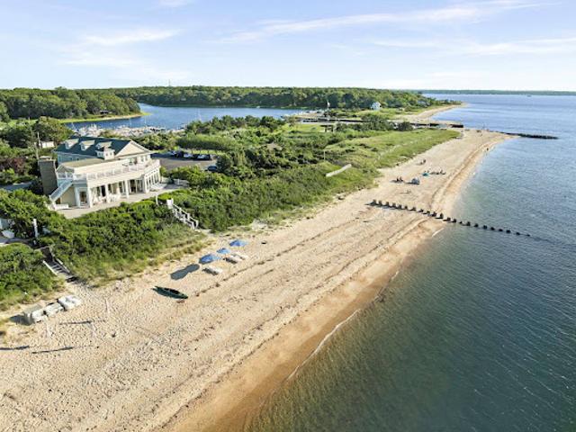 Property for rent in Wainscott, New York