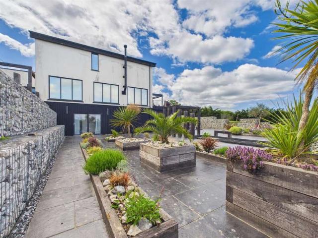 Farm for sale in Peacehaven, Iford