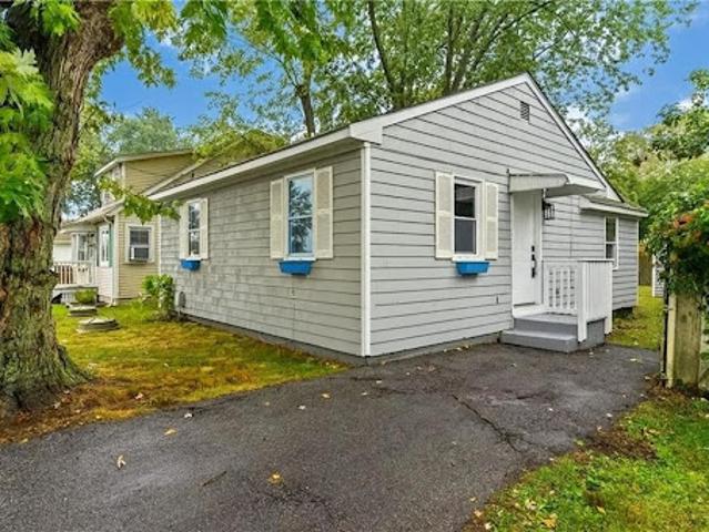Property for sale in Warwick, Rhode Island