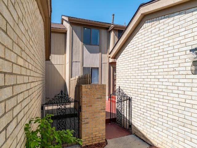 Property for rent in West Bloomfield, Michigan