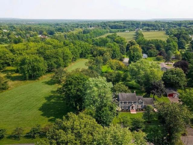 House for sale in Lebanon, New Jersey