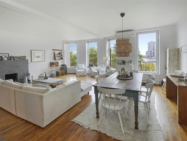 Apartment for sale in Arverne, New York