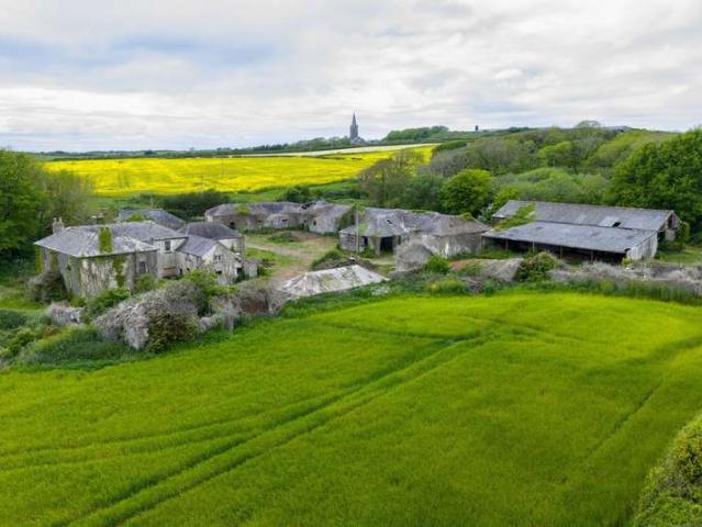 Property for sale in Stackpole and Castlemartin, Wales