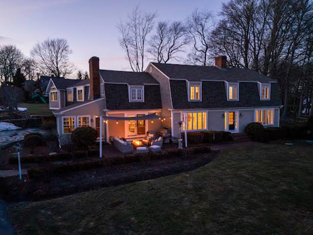 House for sale in Portsmouth, Newport County