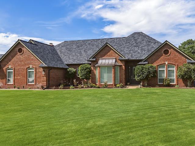 Property for sale in Edmond, Oklahoma
