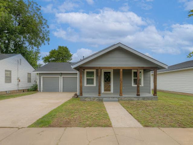 Property for sale in Crescent, Oklahoma