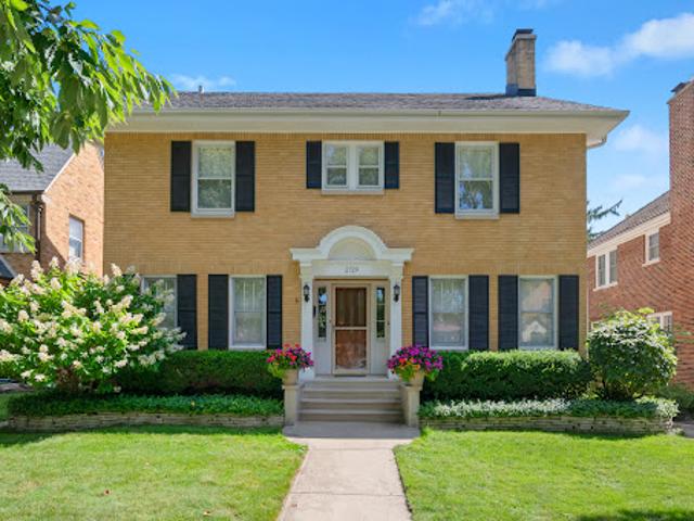Property for sale in Evanston, Illinois