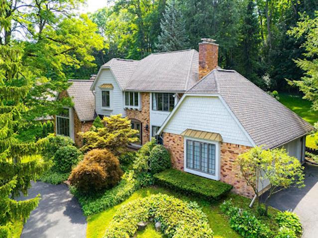 Property for sale in Bloomfield Hills, Michigan