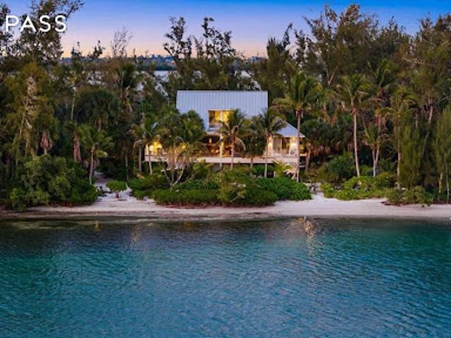 Property for sale in Longboat Key, Florida