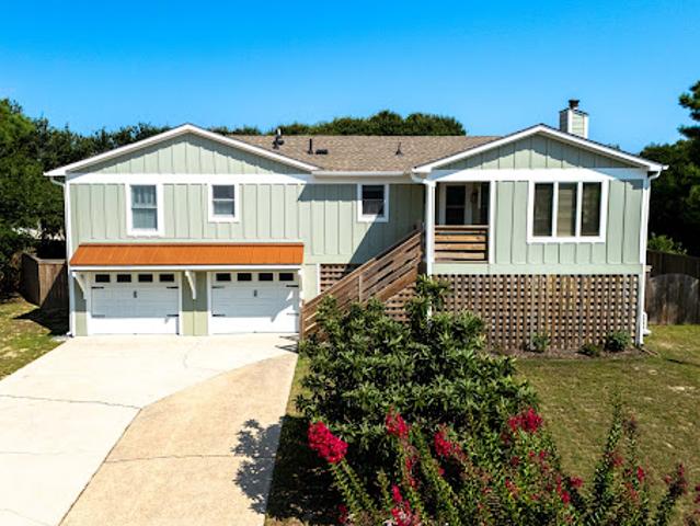 House for sale in Kitty Hawk, North Carolina