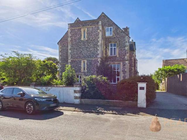 Property for sale in Fishersgate, West Sussex