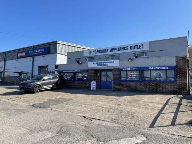 Commercial for rent in Athersley North, South Yorkshire