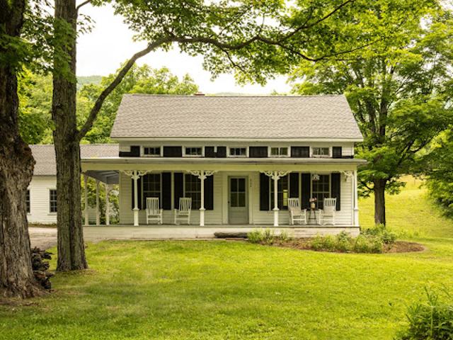 Property for sale in Acra, New York