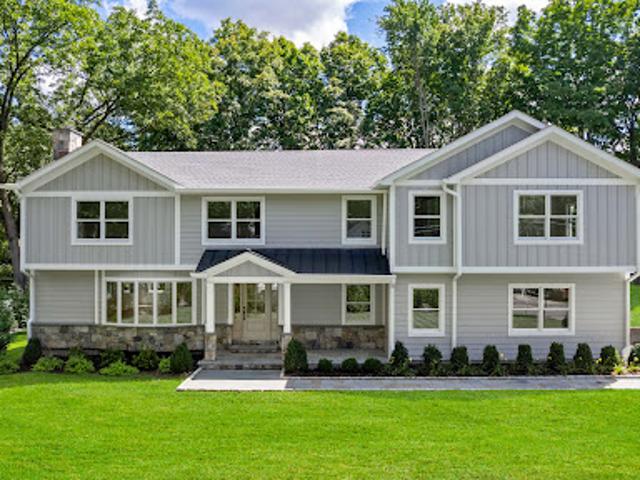 House for sale in Millwood, New York