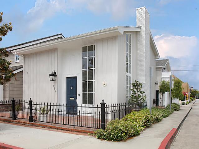Property for sale in Corona Del Mar, California