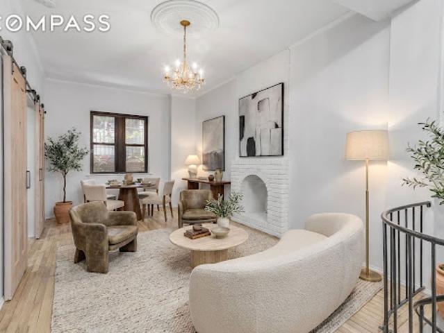 Property for sale in New York, Arverne