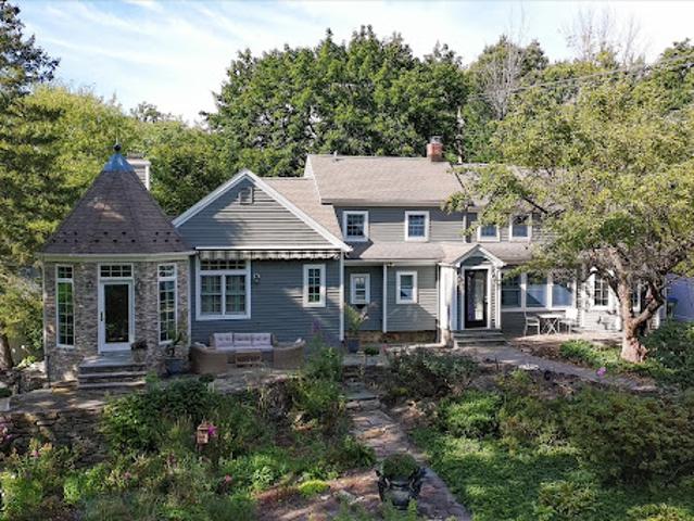 House for sale in Port Murray, New Jersey