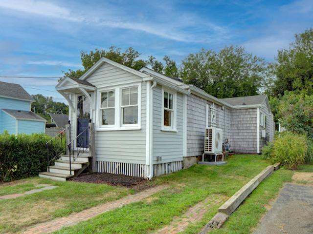 Property for sale in Portsmouth, Rhode Island