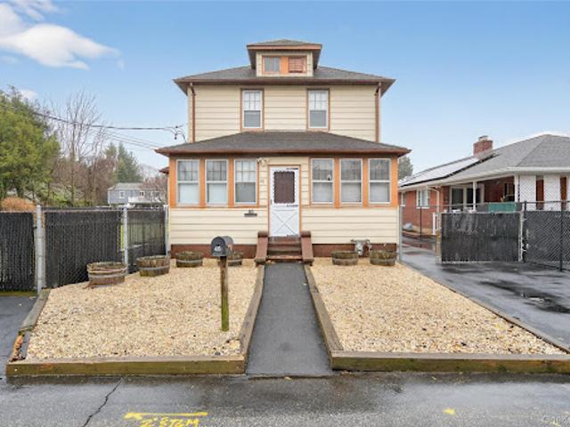 Property for sale in Huntington, New York