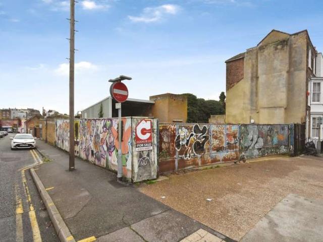Property for sale in East Cliff, Thanet
