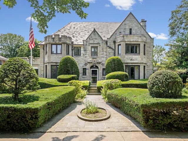 Property for sale in Wilmette, Illinois