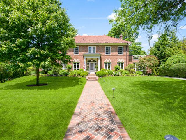 Property for sale in Mamaroneck, New York