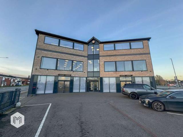 Property for rent in Lee Bank, Greater Manchester