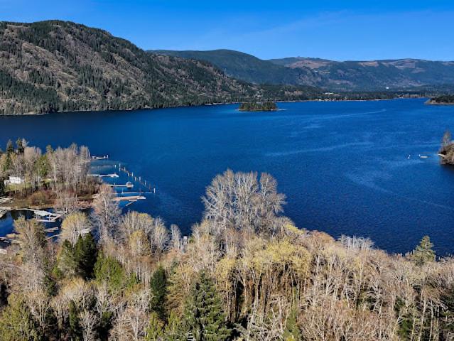 Property for sale in Honeymoon Bay, British Columbia